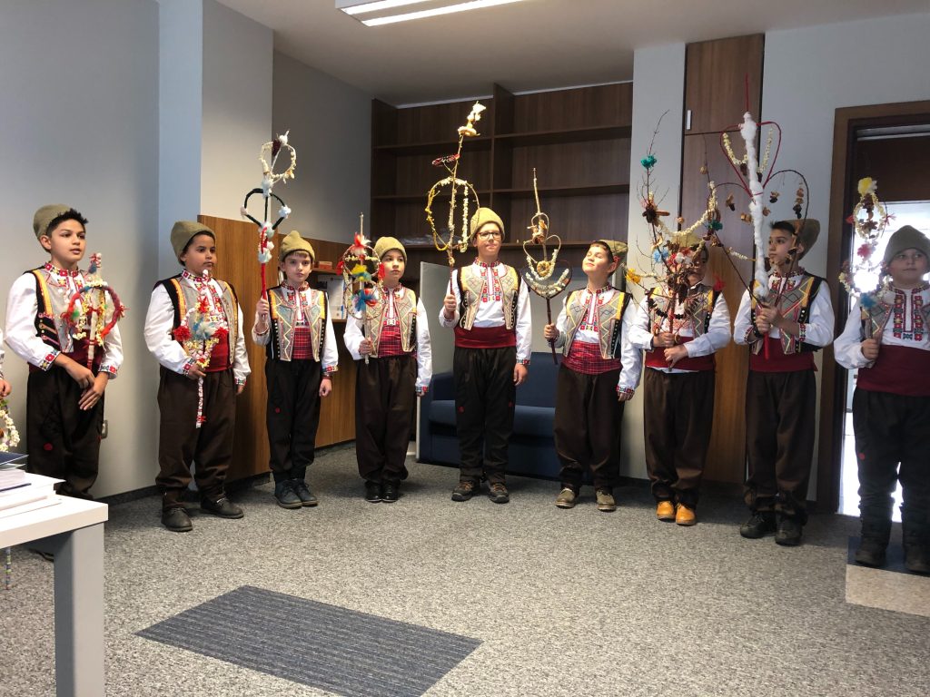 Roma Students Arrive at VAPTECH on the occasion of Vasilitsa – 01/14/2020